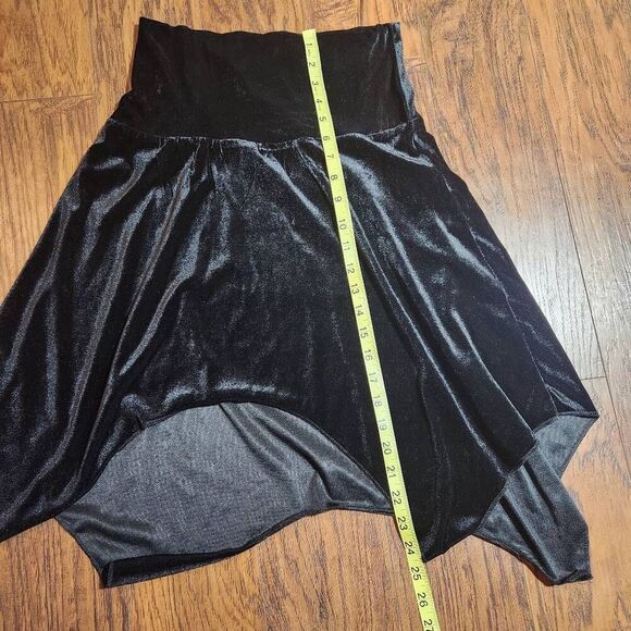 Standard Issue velvet skirt - Picture 6 of 6